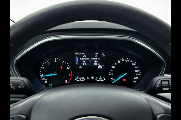 Ford Focus 1.0 EcoBoost Titanium Business (TREKHAAK AFNEEMBAAR, CARPLAY, STUUR/-STOELVERWARMING, CAMERA, B&O, ADAPTIVE CRUISE)