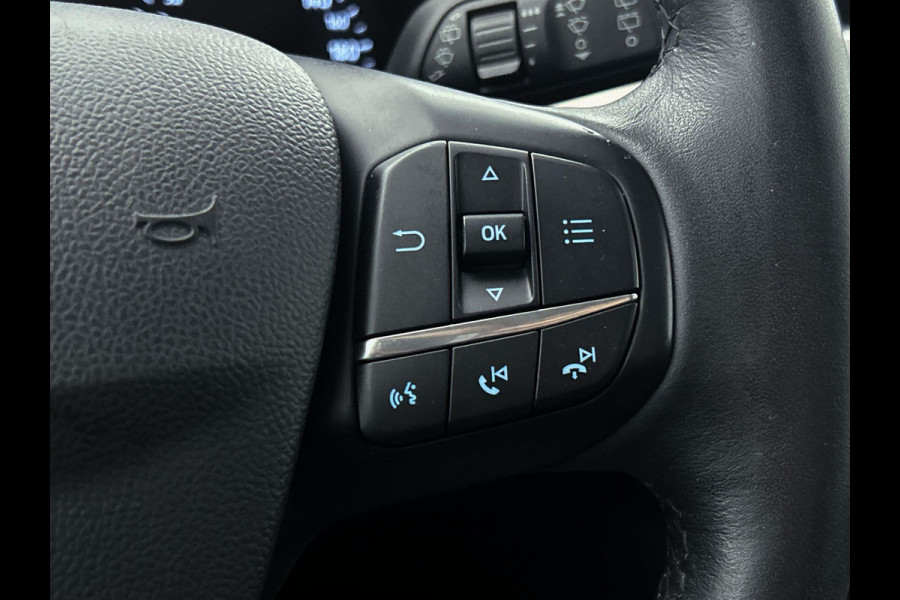 Ford Focus 1.0 EcoBoost Titanium Business (TREKHAAK AFNEEMBAAR, CARPLAY, STUUR/-STOELVERWARMING, CAMERA, B&O, ADAPTIVE CRUISE)