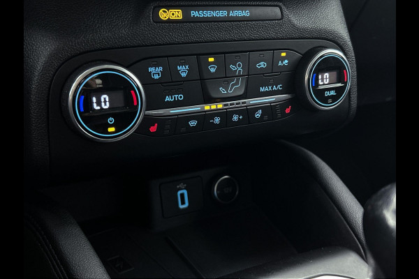 Ford Focus 1.0 EcoBoost Titanium Business (TREKHAAK AFNEEMBAAR, CARPLAY, STUUR/-STOELVERWARMING, CAMERA, B&O, ADAPTIVE CRUISE)