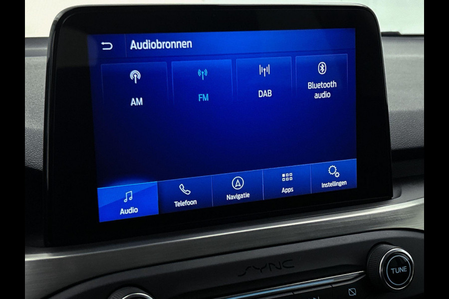 Ford Focus 1.0 EcoBoost Titanium Business (TREKHAAK AFNEEMBAAR, CARPLAY, STUUR/-STOELVERWARMING, CAMERA, B&O, ADAPTIVE CRUISE)