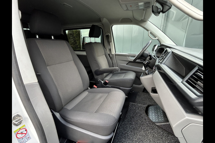 Volkswagen Transporter 2.0 TDI 150 PK AUTOMAAT 6.1 / L2H1 / DUBBEL CABINE / AIRCO / CRUISE / NAVI / TREKHAAK