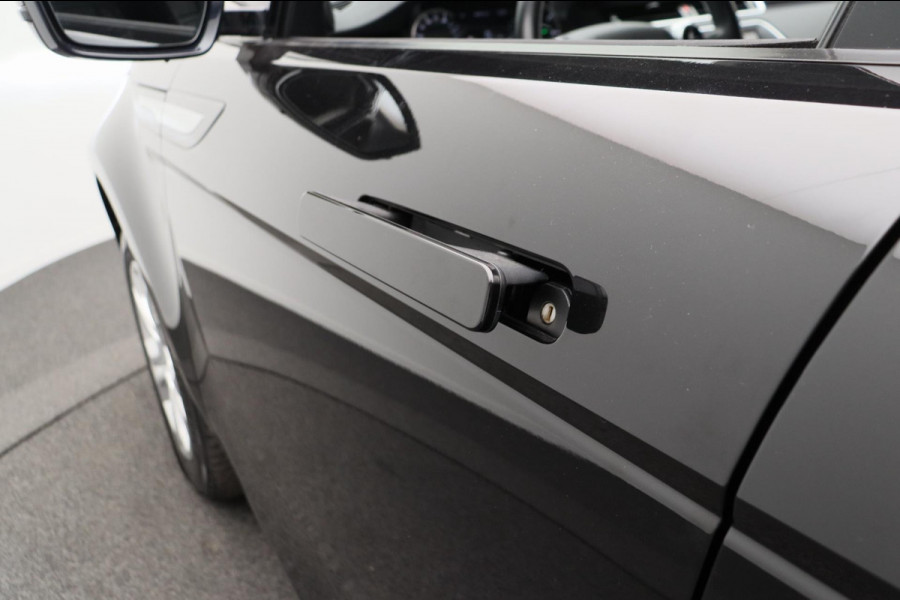 Land Rover Range Rover Evoque 1.5 P300e AWD Apple/Carplay Leder Camera