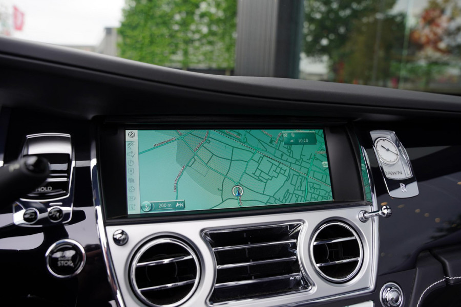 Rolls-Royce Dawn 6.6 V12 Bespoke Audio Head up
