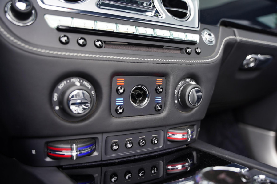 Rolls-Royce Dawn 6.6 V12 Bespoke Audio Head up