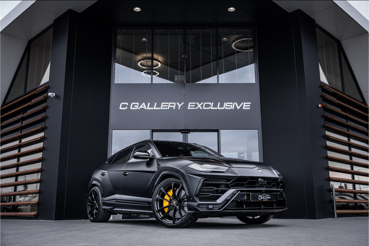 Lamborghini Urus 4.0 V8 - Akrapovic | Keramisch | Panorama | Xpel | B&O+ | Massage Lamborghini Urus 4.0 V8 - Akrapovic | Keramisch | Panorama | Xpel | B&O+ | Massage