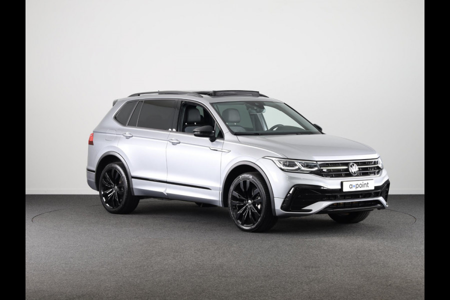Volkswagen Tiguan Allspace 1.5 TSI R-Line Business 7p. 150 pk | Verlengde garantie | Navigatie | Panoramadak | Parkeersensoren | Adaptieve cruise control | Stoelverwarming | Matrix LED koplampen |
