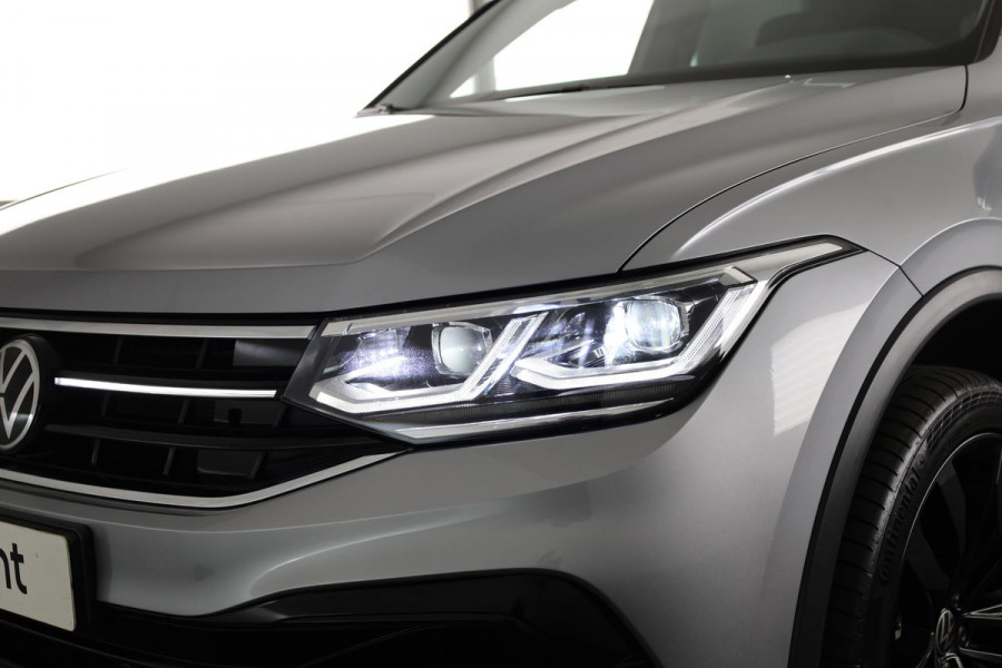 Volkswagen Tiguan Allspace 1.5 TSI R-Line Business 7p. 150 pk | Verlengde garantie | Navigatie | Panoramadak | Parkeersensoren | Adaptieve cruise control | Stoelverwarming | Matrix LED koplampen |