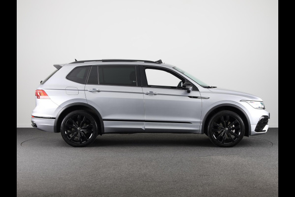 Volkswagen Tiguan Allspace 1.5 TSI R-Line Business 7p. 150 pk | Verlengde garantie | Navigatie | Panoramadak | Parkeersensoren | Adaptieve cruise control | Stoelverwarming | Matrix LED koplampen |
