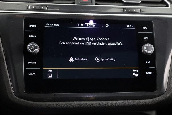 Volkswagen Tiguan Allspace 1.5 TSI R-Line Business 7p. 150 pk | Verlengde garantie | Navigatie | Panoramadak | Parkeersensoren | Adaptieve cruise control | Stoelverwarming | Matrix LED koplampen |