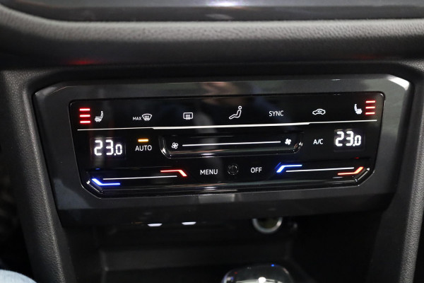 Volkswagen Tiguan Allspace 1.5 TSI R-Line Business 7p. 150 pk | Verlengde garantie | Navigatie | Panoramadak | Parkeersensoren | Adaptieve cruise control | Stoelverwarming | Matrix LED koplampen |
