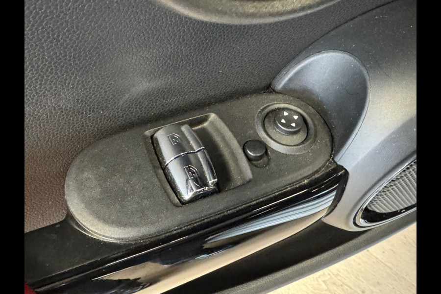 MINI Mini 1.5 Cooper JOHN COOPER WORKS EDITION AUT. NAVIGATIE PDC CRUISE APPLE CARPLAY STOELVERWARMING AIRCO START/STOP