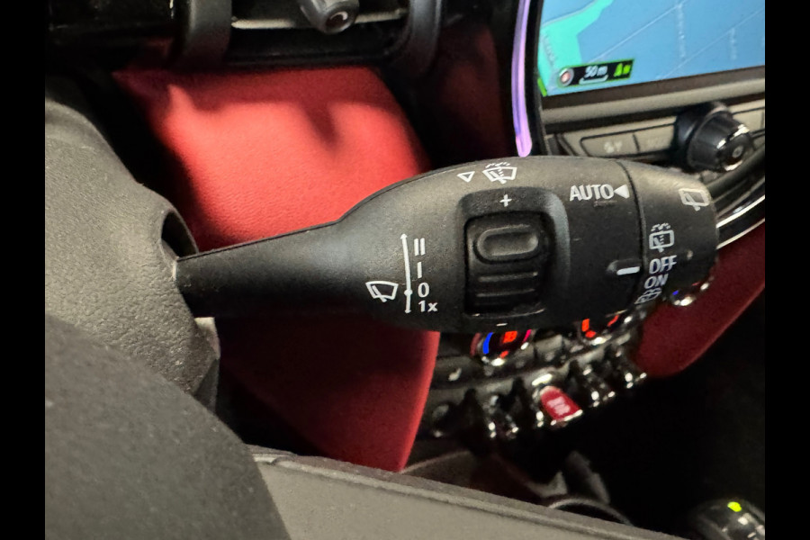 MINI Mini 1.5 Cooper JOHN COOPER WORKS EDITION AUT. NAVIGATIE PDC CRUISE APPLE CARPLAY STOELVERWARMING AIRCO START/STOP