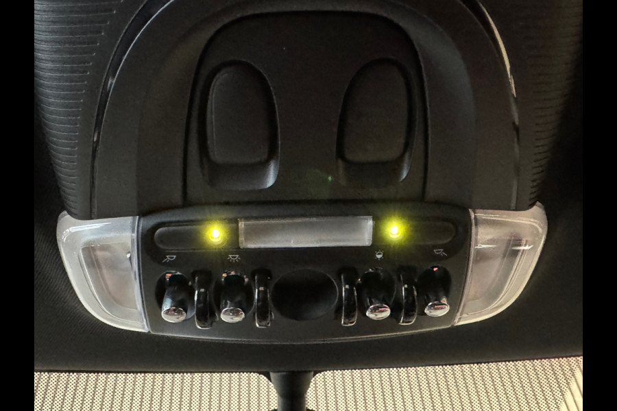 MINI Mini 1.5 Cooper JOHN COOPER WORKS EDITION AUT. NAVIGATIE PDC CRUISE APPLE CARPLAY STOELVERWARMING AIRCO START/STOP