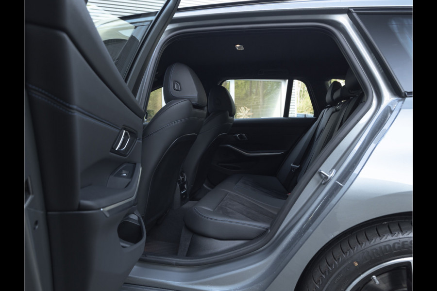 BMW 3 Serie Touring 330e M-Sport - ACC - Trekhaak - Hifi - Stuurwiel verwarmd - Camera
