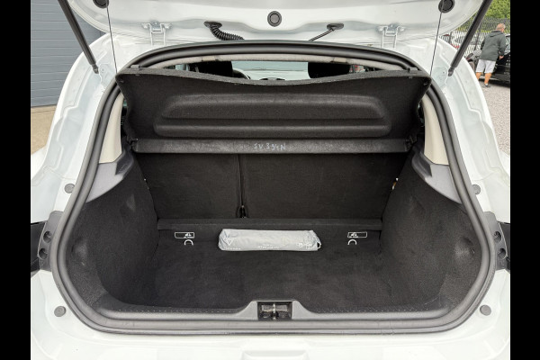 Renault Clio 0.9 TCe Limited Navi,Airco,Cruise,PDC,Bluetooth,Elek ramen,Lm velgen,Keyless,N.A.P,APK tot 06-2026