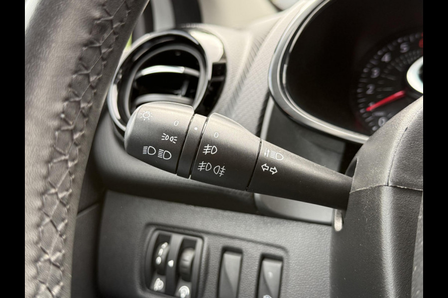 Renault Clio 0.9 TCe Limited Navi,Airco,Cruise,PDC,Bluetooth,Elek ramen,Lm velgen,Keyless,N.A.P,APK tot 06-2026