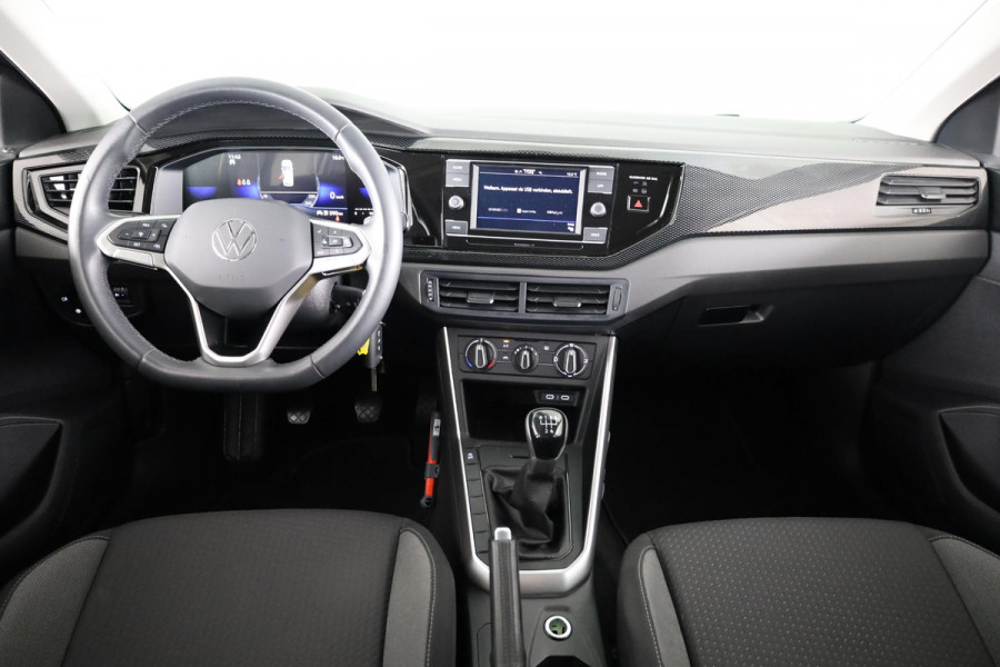 Volkswagen Polo 1.0 TSI Life 95 pk | Verlengde garantie | Navigatie via App | Adaptieve cruise control | LED koplampen | Apple Carplay/Android Auto |