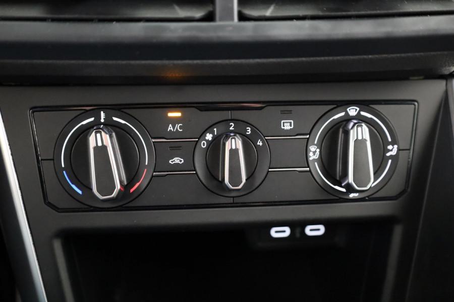 Volkswagen Polo 1.0 TSI Life 95 pk | Verlengde garantie | Navigatie via App | Adaptieve cruise control | LED koplampen | Apple Carplay/Android Auto |