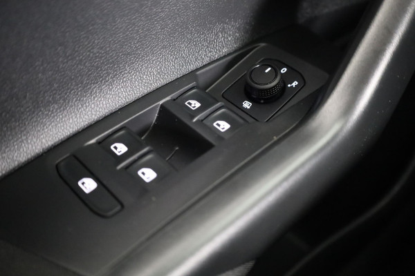 Volkswagen Polo 1.0 TSI Life 95 pk | Verlengde garantie | Navigatie via App | Adaptieve cruise control | LED koplampen | Apple Carplay/Android Auto |