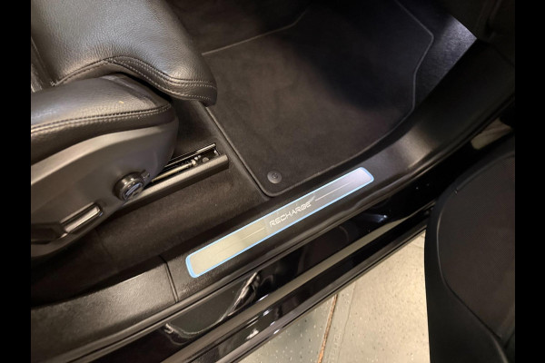 Volvo XC90 2.0 T8 Recharge AWD Inscription Expression PANO/LEDER/DAB/LED/H-KARDON/7ZITS///