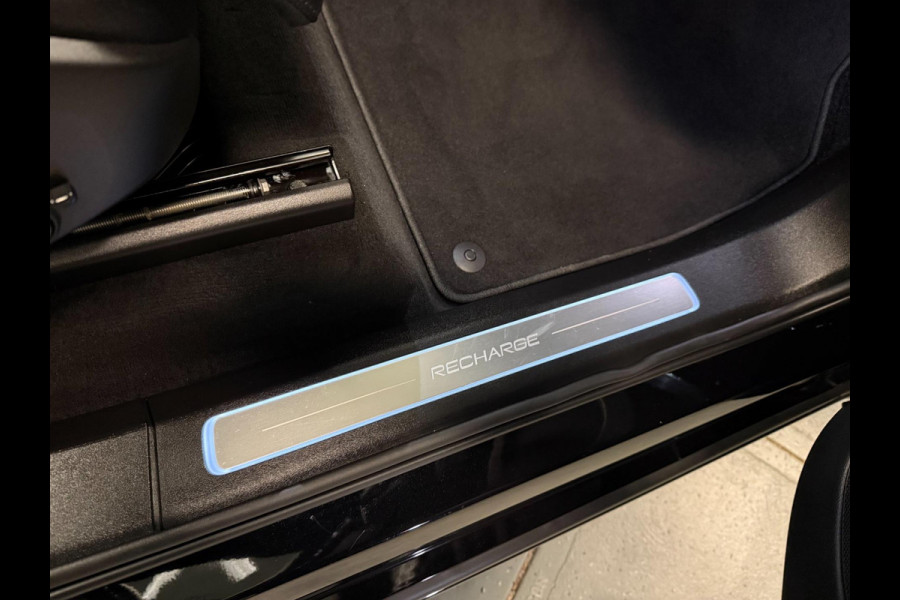 Volvo XC90 2.0 T8 Recharge AWD Inscription Expression PANO/LEDER/DAB/LED/H-KARDON/7ZITS///