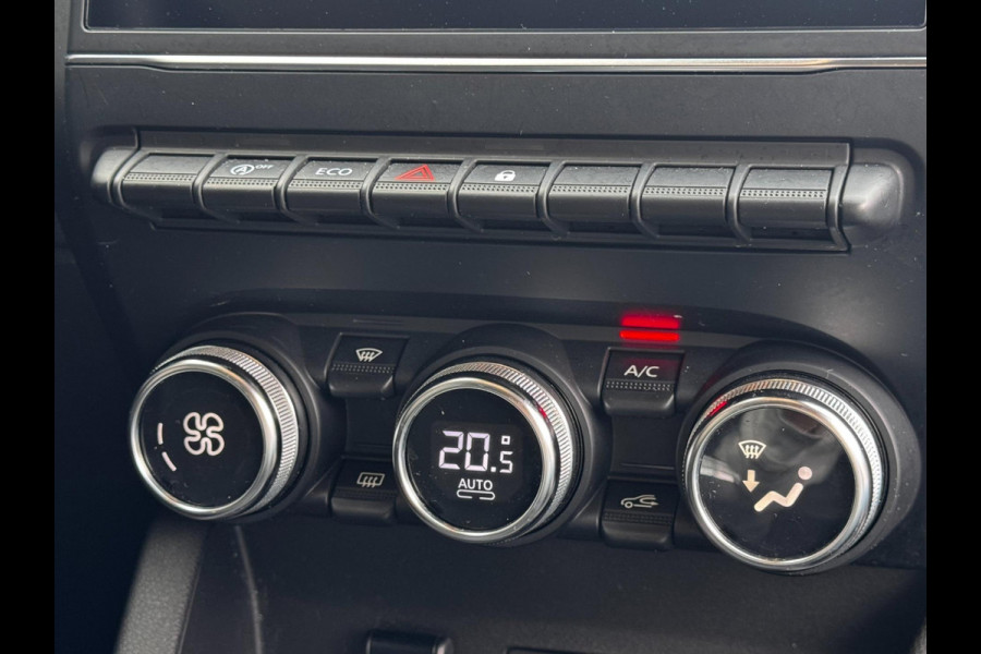 Renault Clio 1.0 TCe Business Zen / Navigatie / Climate control / Parkeersensoren / Cruise Control / 1e Eigenaar / NED-Clio