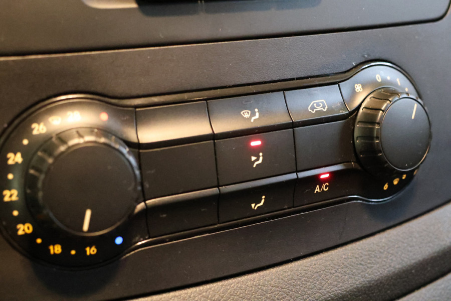 Mercedes-Benz Vito 111 CDI Extra Lang | Euro 6 | 3-Zitter | Airco | Trekhaak | Schuifdeur | NAP Logisch | Nieuwe APK | NL Auto | L2H1 | L2