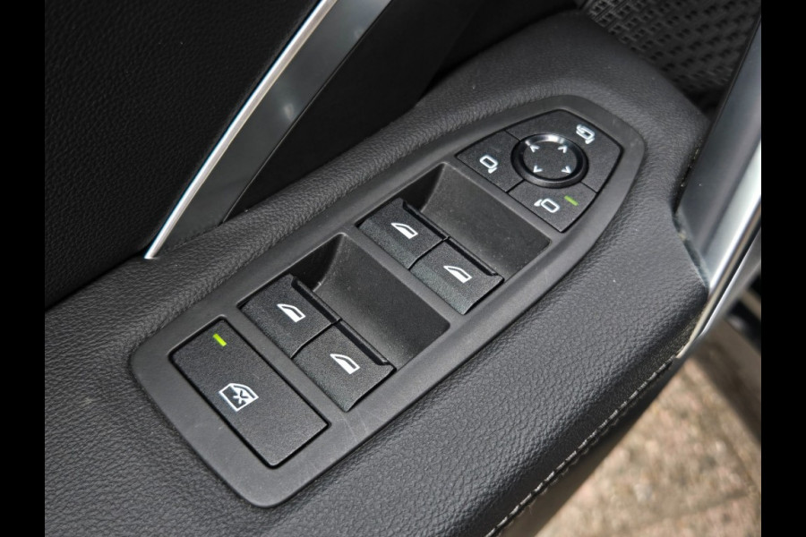 BMW X1 XDRIVE23I M SPORT I HARMAN KARDON I MEMORY SEAT I TREKHAAK I