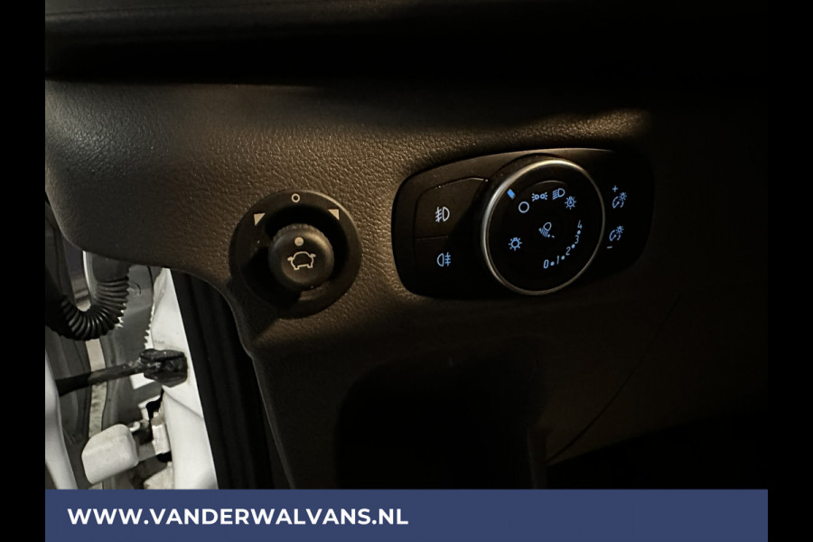 Ford Transit 2.0 TDCI 130 pk L4H3 Euro6 Airco | Camera | Verwarmde voorruit | Parkeersensoren Bijrijdersbank