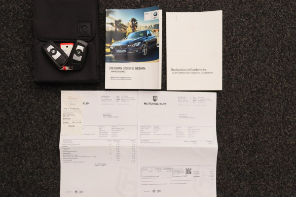BMW 3 Serie 318i Corporate Lease High Executive *Automaat* Origineel Nederlands Camera Leder Stoelverwarming