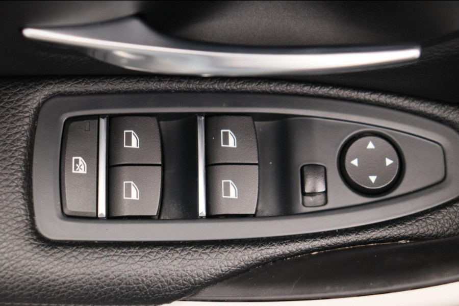 BMW 3 Serie 318i Corporate Lease High Executive *Automaat* Origineel Nederlands Camera Leder Stoelverwarming