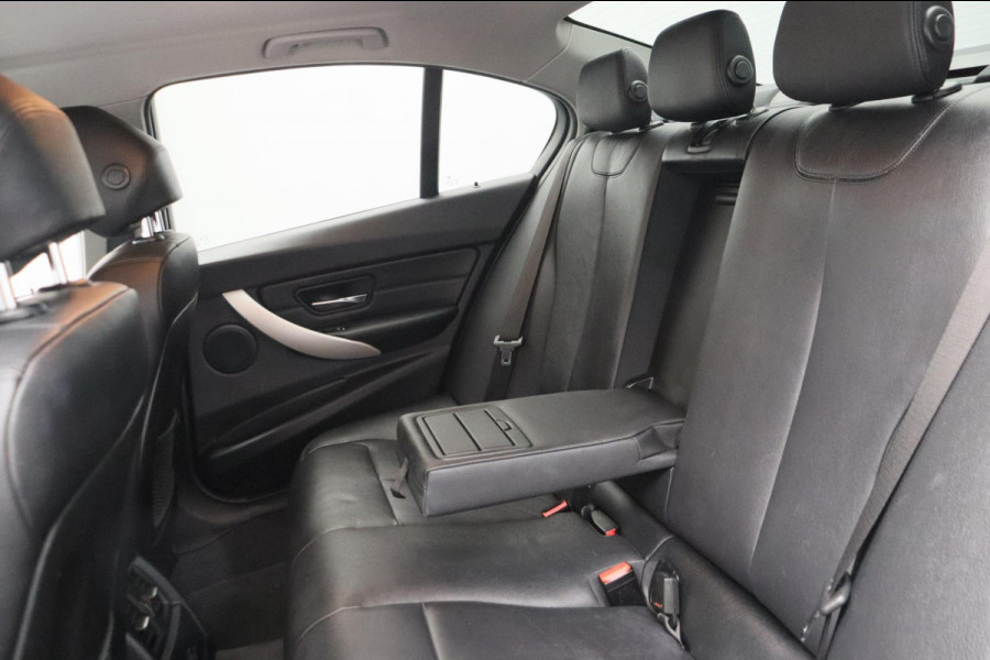 BMW 3 Serie 318i Corporate Lease High Executive *Automaat* Origineel Nederlands Camera Leder Stoelverwarming