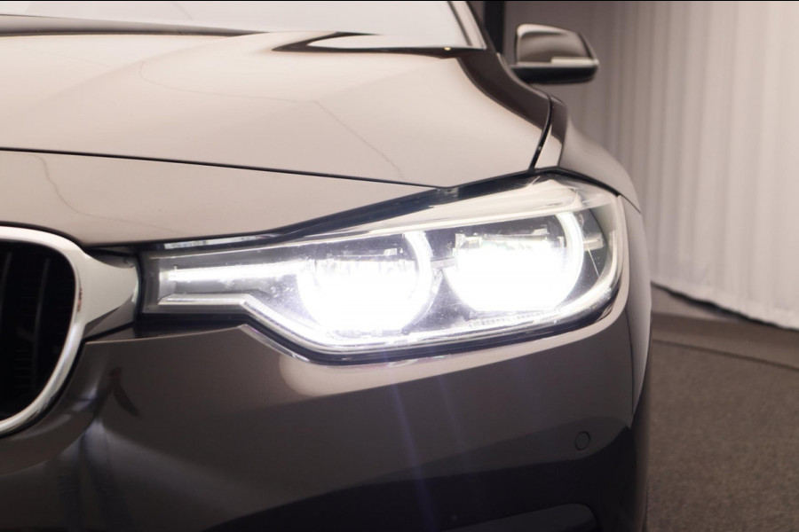 BMW 3 Serie 318i Corporate Lease High Executive *Automaat* Origineel Nederlands Camera Leder Stoelverwarming