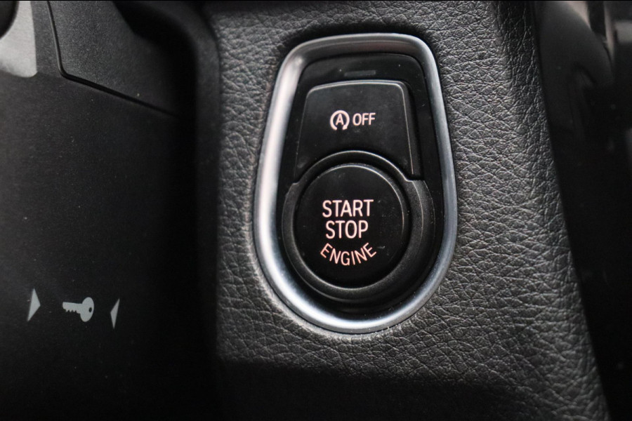 BMW 3 Serie 318i Corporate Lease High Executive *Automaat* Origineel Nederlands Camera Leder Stoelverwarming