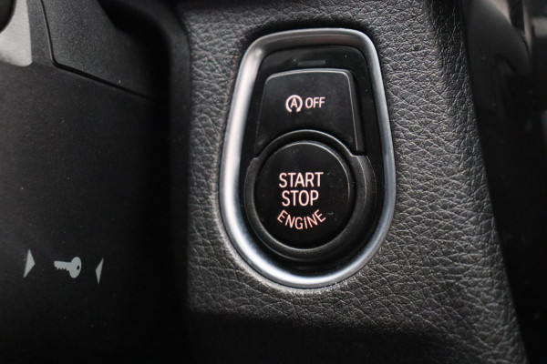 BMW 3 Serie 318i Corporate Lease High Executive *Automaat* Origineel Nederlands Camera Leder Stoelverwarming