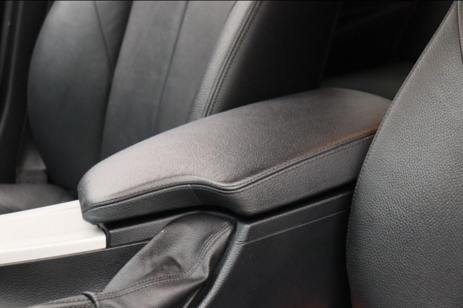 BMW 3 Serie 318i Corporate Lease High Executive *Automaat* Origineel Nederlands Camera Leder Stoelverwarming