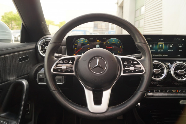 Mercedes-Benz CLA-Klasse Shooting Brake 180d Automaat Business Solution Progressive -PANO-