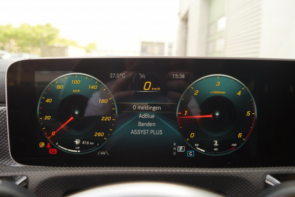 Mercedes-Benz CLA-Klasse Shooting Brake 180d Automaat Business Solution Progressive -PANO-