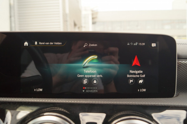 Mercedes-Benz CLA-Klasse Shooting Brake 180d Automaat Business Solution Progressive -PANO-
