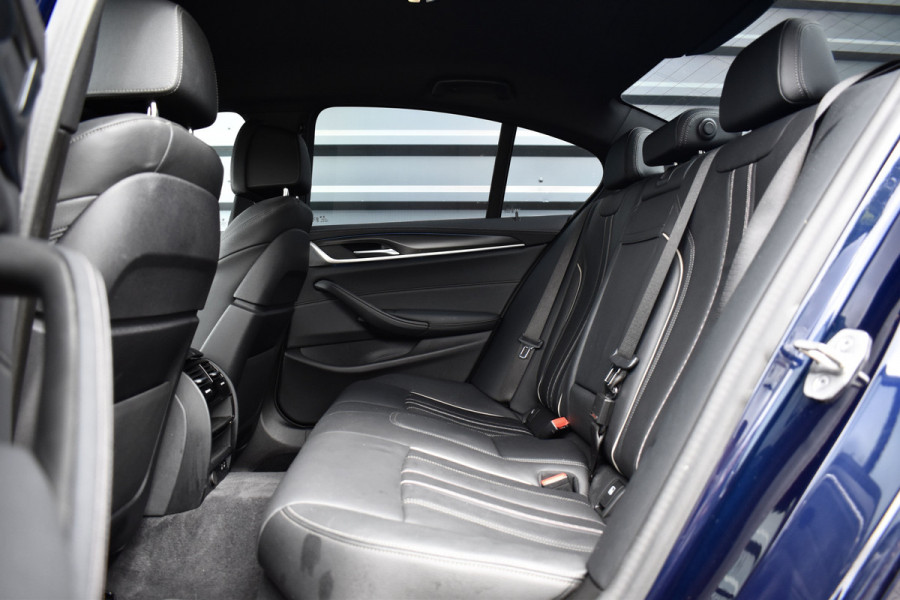 BMW 5 Serie 545e xDrive 394pk M Sport Plus | Laserlight | 20'' Velgen | 360 Camera | Comfort Zetels | Head-Up | Memory |