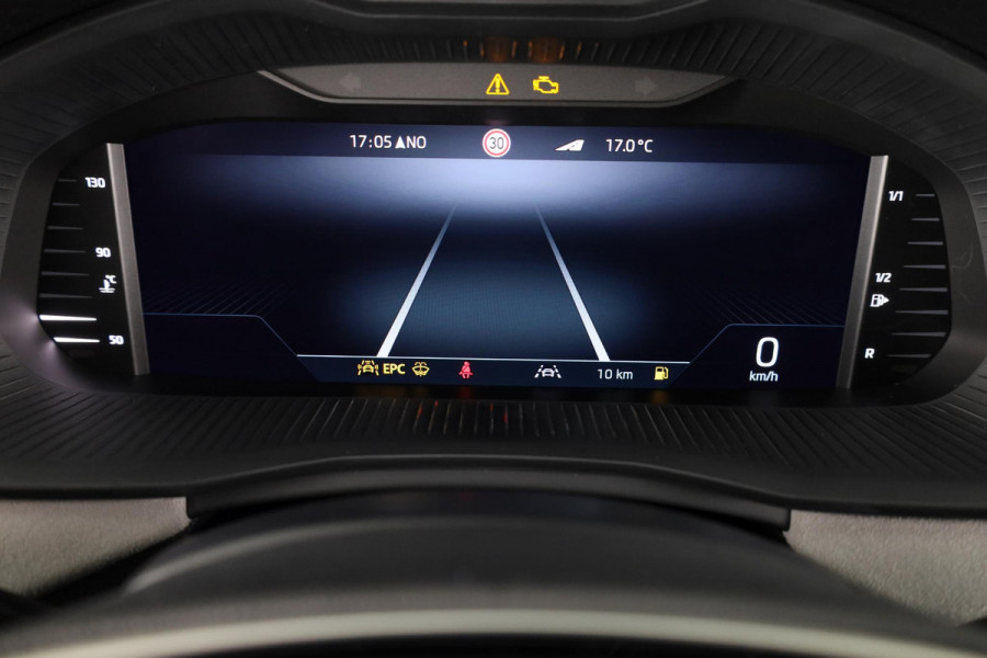 Škoda Kamiq Business Edition 1.0 TSI 115 pk 6 versn. Hand | Trekhaak | Stoelverwarming | Achteruitrijcamera |Apple CarPlay | Android Auto