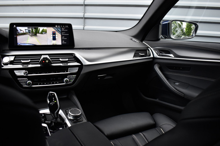 BMW 5 Serie 545e xDrive 394pk M Sport Plus | Laserlight | 20'' Velgen | 360 Camera | Comfort Zetels | Head-Up | Memory |