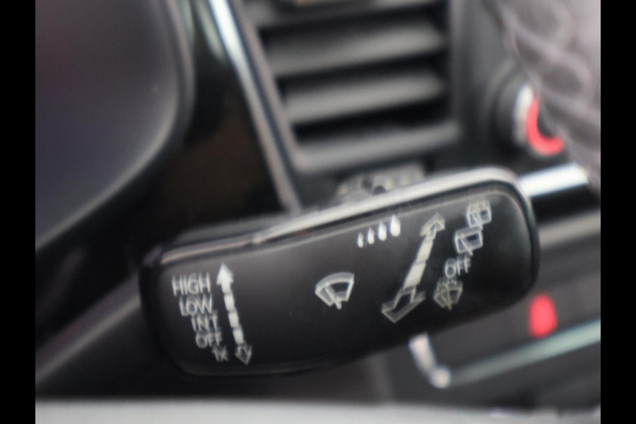 Seat León ST 1.0 EcoTSI Style Connect | Navigatie | Trekhaak | Parkeersensoren |
