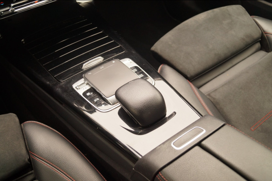Mercedes-Benz A-Klasse 180 Automaat Business Solution AMG -NAVI-CAM-