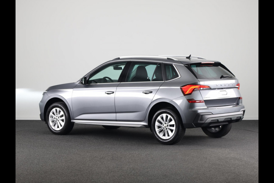 Škoda Kamiq Business Edition 1.0 TSI 115 pk 6 versn. Hand | Achteruitrijcamera | Elek. achterklep | Apple CarPlay