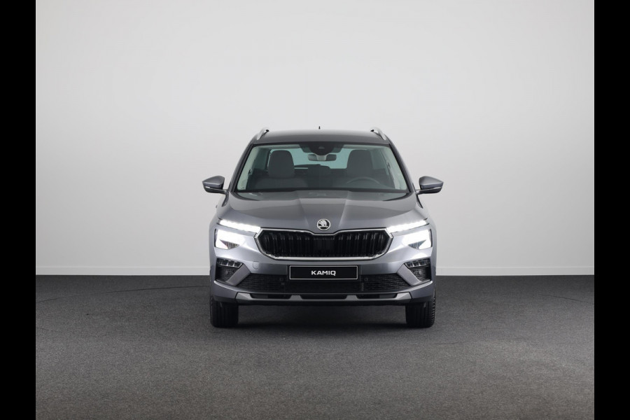 Škoda Kamiq Business Edition 1.0 TSI 115 pk 6 versn. Hand | Achteruitrijcamera | Elek. achterklep | Apple CarPlay