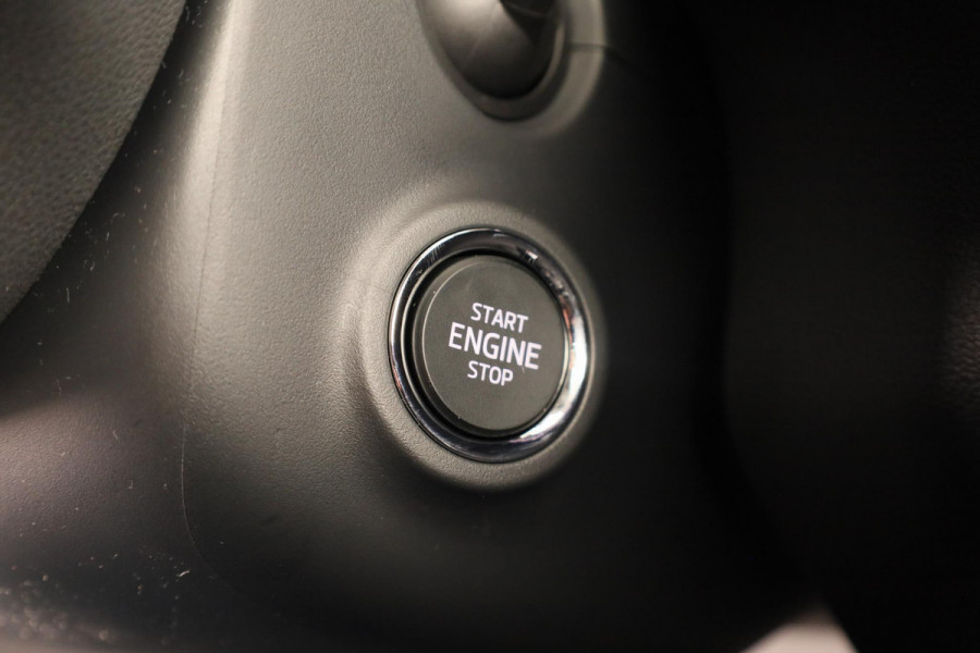 Škoda Kamiq Business Edition 1.0 TSI 115 pk 6 versn. Hand | Achteruitrijcamera | Elek. achterklep | Apple CarPlay