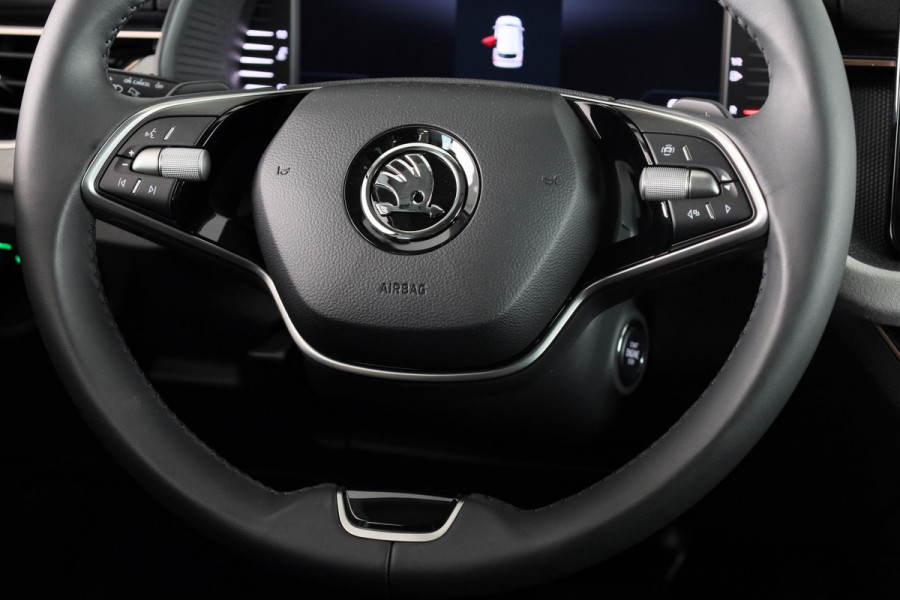 Škoda Kamiq Business Edition 1.0 TSI 115 pk 6 versn. Hand | Achteruitrijcamera | Elek. achterklep | Apple CarPlay