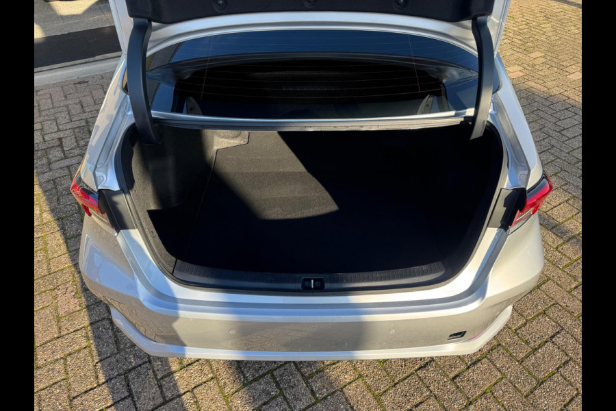 Toyota Corolla 1.8 Hybrid Business 2021 AUT NAVI CAMERA NAP!