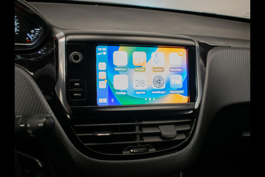 Peugeot 2008 1.2 PureTech Signature Sport (APPLE CARPLAY,NAVI,CRUISE,PDC,LED,LEDER,SPORTSTOELEN,GETINT,LM VELGEN,NETTE STAAT)